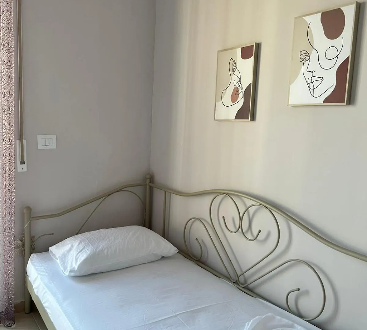 Sea La Vie Apartment Himare